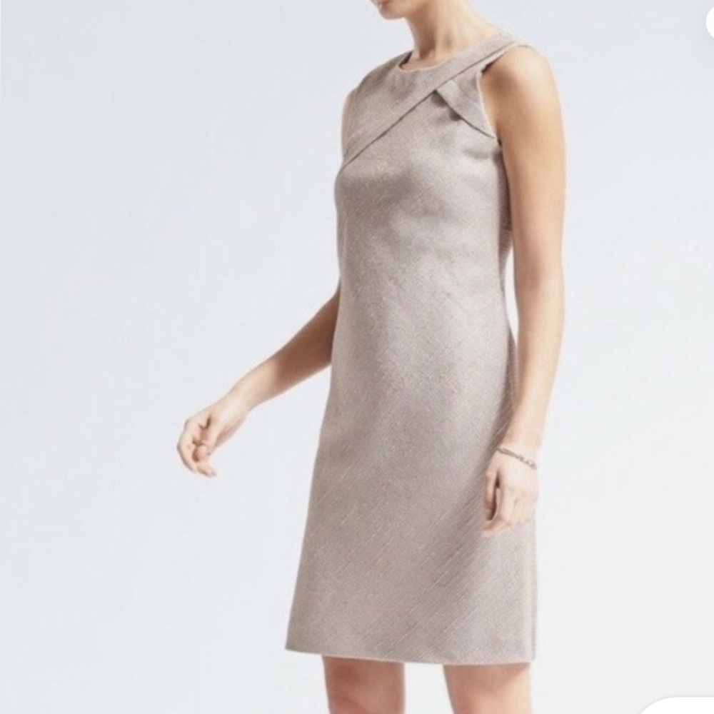 NWT Banana Republic Sleeveless Speckled Cream Metallic Shine Shift Lined Dress